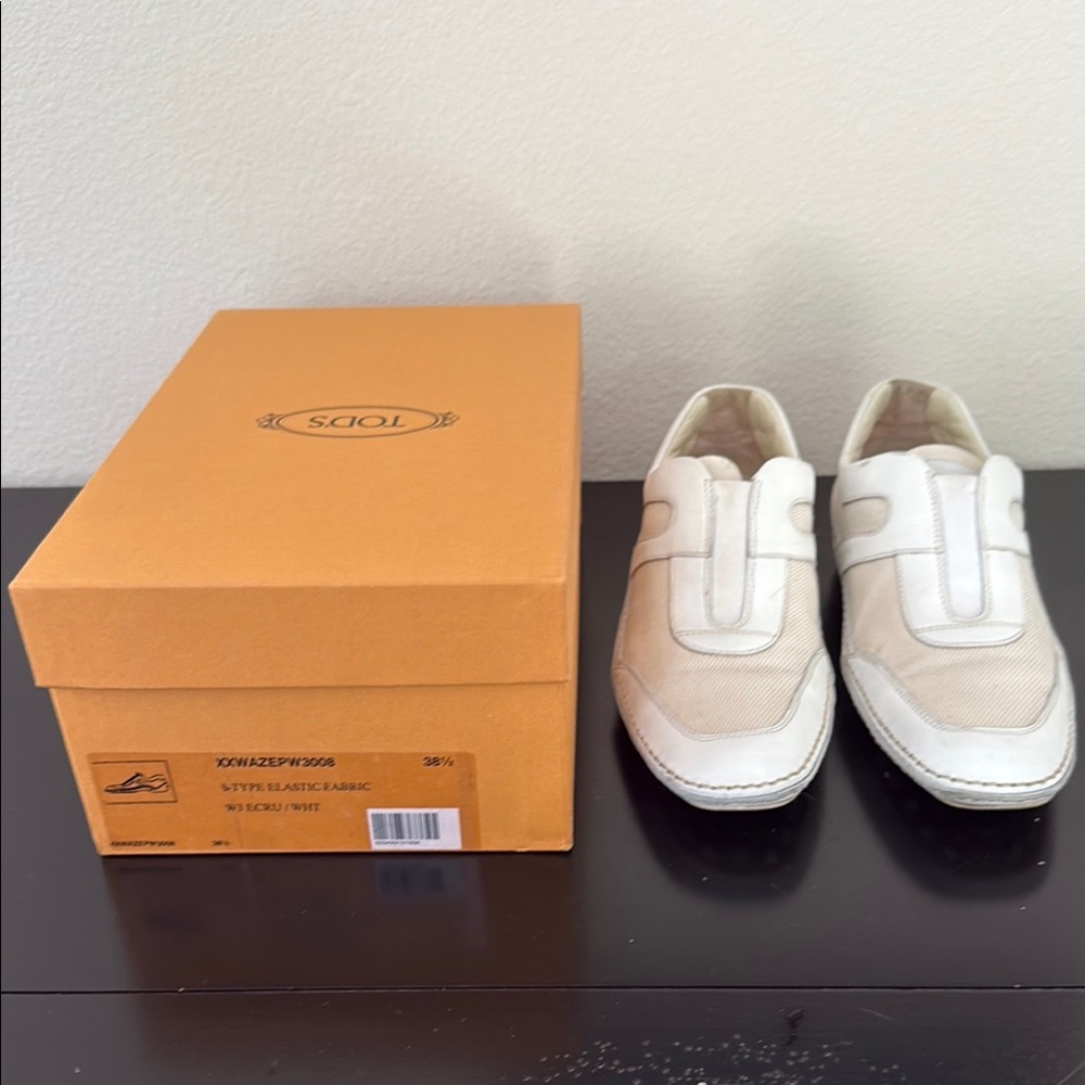 Tod's White Loafers Sleek Minimalist Design